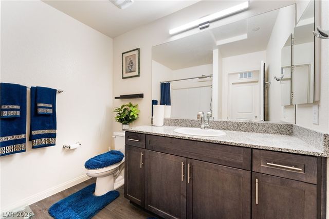 6953 Midnight Bronze Street, North Las Vegas, NV 89086