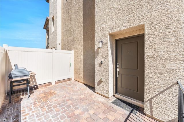 6953 Midnight Bronze Street, North Las Vegas, NV 89086