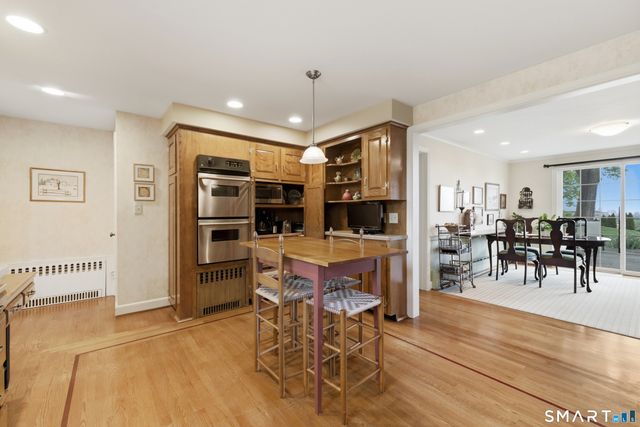 174 Selden Hill Drive, West Hartford, CT 06107