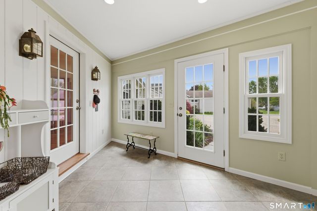 174 Selden Hill Drive, West Hartford, CT 06107