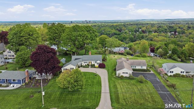 174 Selden Hill Drive, West Hartford, CT 06107