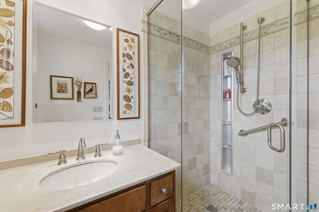 174 Selden Hill Drive, West Hartford, CT 06107