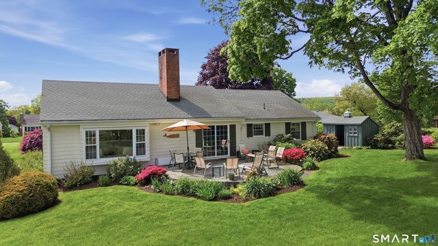 174 Selden Hill Drive, West Hartford, CT 06107