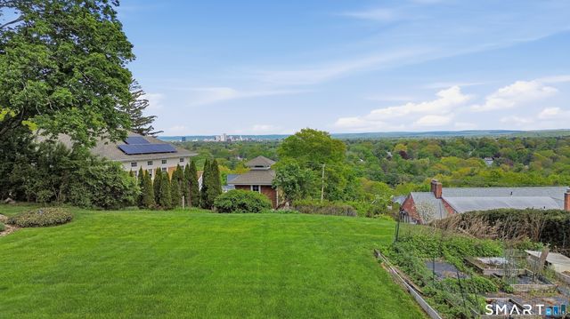 174 Selden Hill Drive, West Hartford, CT 06107