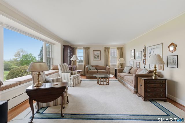 174 Selden Hill Drive, West Hartford, CT 06107