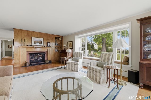 174 Selden Hill Drive, West Hartford, CT 06107