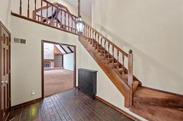 5768 Bower Street, Kansas City, MO 64133
