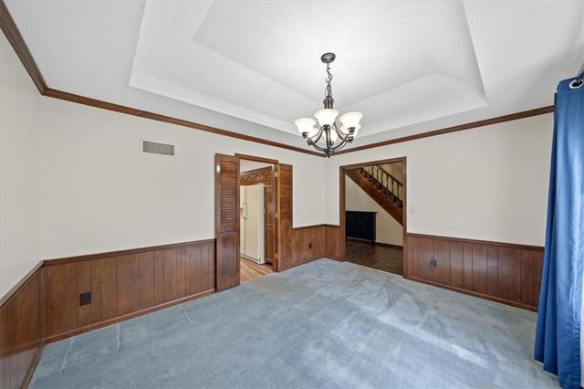 5768 Bower Street, Kansas City, MO 64133