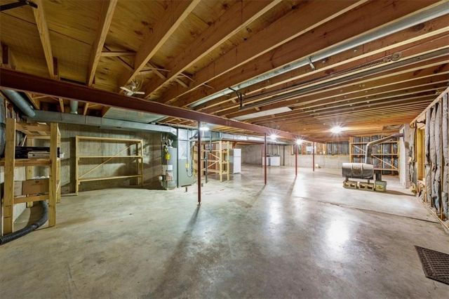 5768 Bower Street, Kansas City, MO 64133