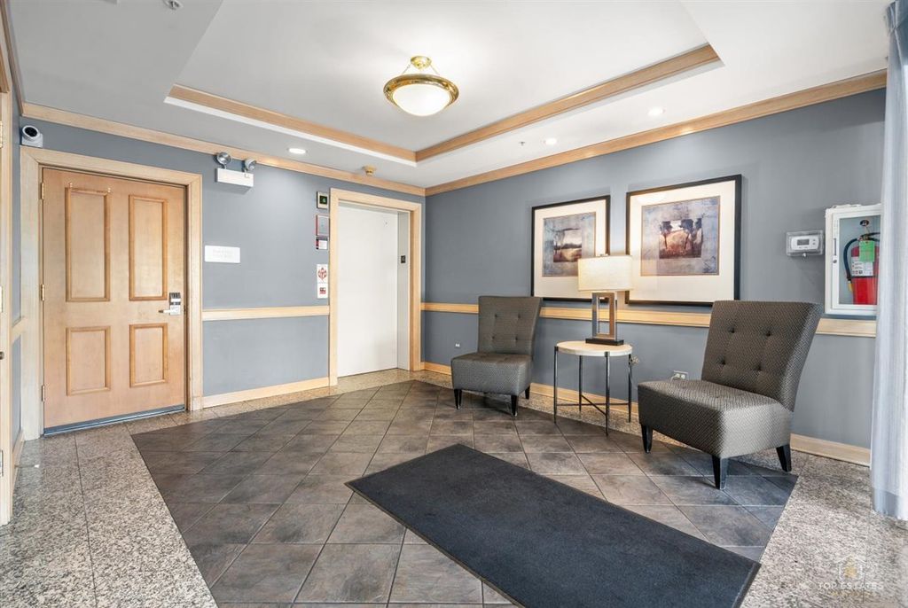 860 WEIDNER Road 406, Buffalo Grove, IL 60089 — photo 2