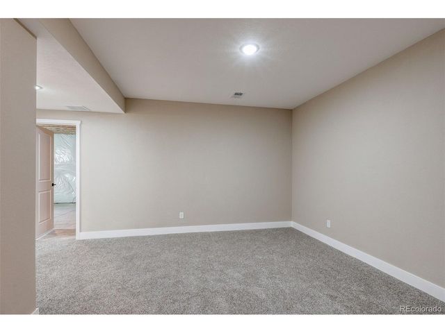 412 Molly Ln, Fort Morgan, CO 80701