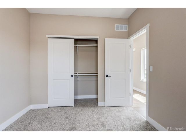 412 Molly Ln, Fort Morgan, CO 80701