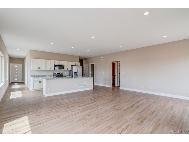412 Molly Ln, Fort Morgan, CO 80701