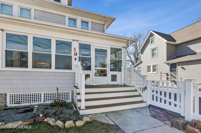 19 Union Street, Toms River, NJ 08753