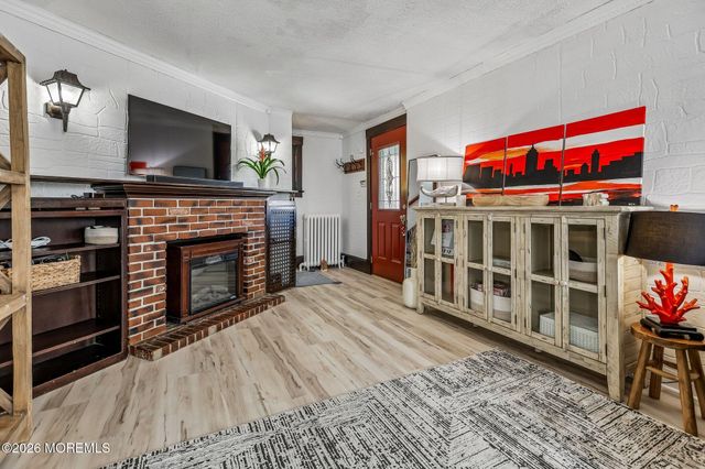 19 Union Street, Toms River, NJ 08753