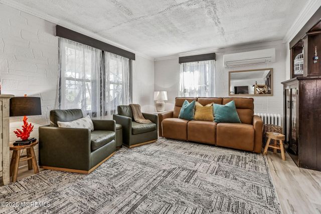 19 Union Street, Toms River, NJ 08753