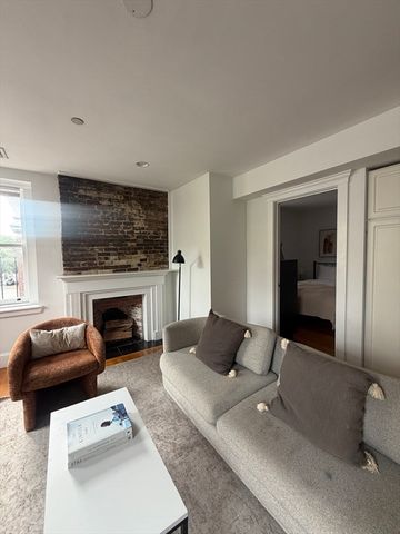 14 Derne Street 1, Boston, MA 02114