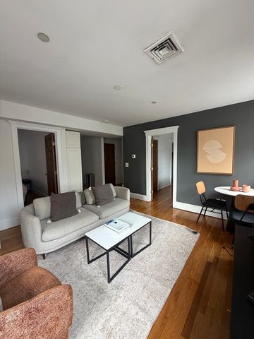 14 Derne Street 1, Boston, MA 02114