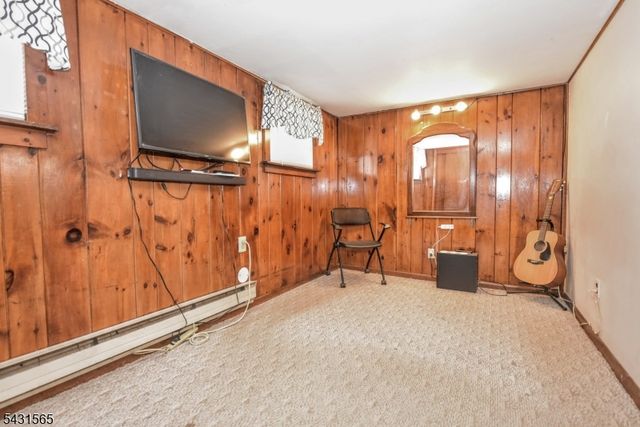 247 Grove St, Lodi Boro, NJ 07644