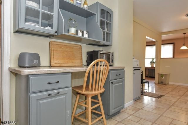 247 Grove St, Lodi Boro, NJ 07644