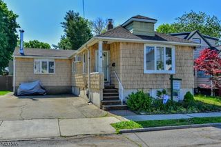 247 Grove St, Lodi Boro, NJ 07644