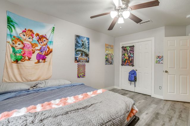 1024 Heberle Drive, Burleson, TX 76028