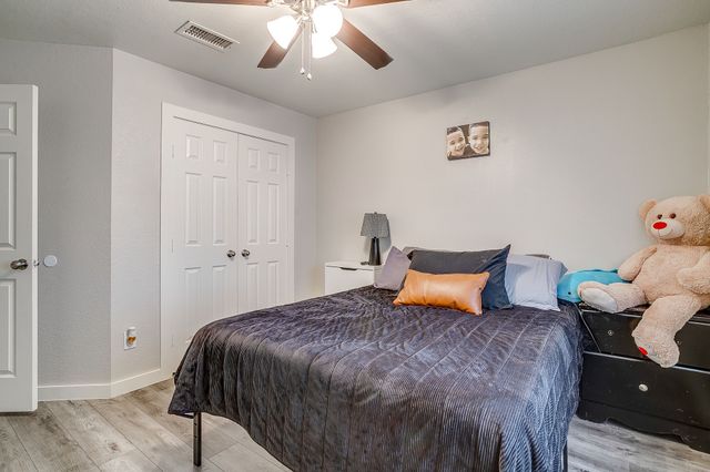 1024 Heberle Drive, Burleson, TX 76028