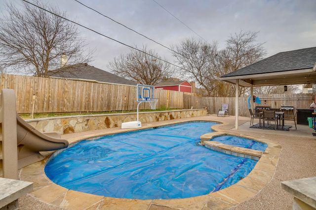 1024 Heberle Drive, Burleson, TX 76028