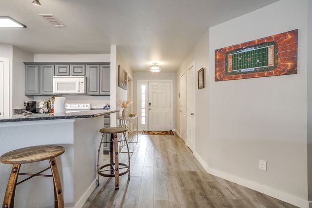 1024 Heberle Drive, Burleson, TX 76028