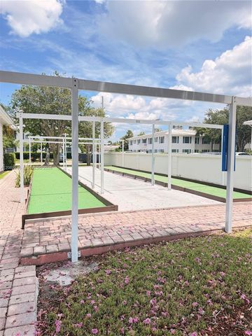 2270 NE 68th St 1906, Fort Lauderdale, FL 33308