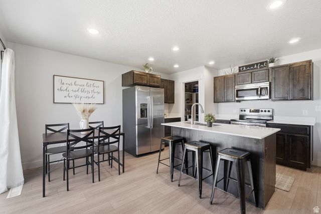 4014 S SAGE WOOD AVE, Mapleton, UT 84664