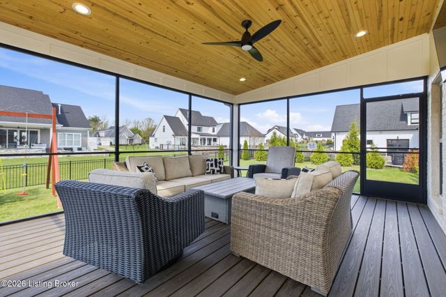 6366 Clore Ln, Crestwood, KY 40014