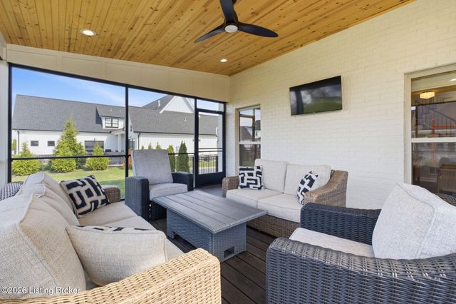 6366 Clore Ln, Crestwood, KY 40014