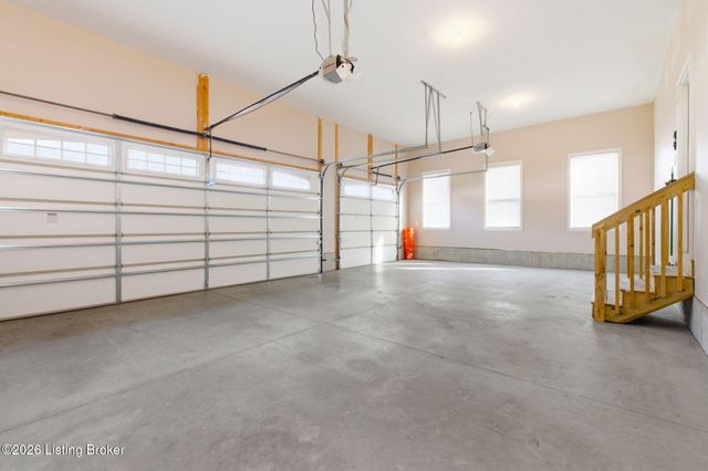 6366 Clore Ln, Crestwood, KY 40014