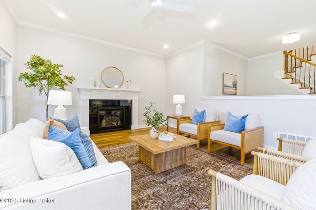 6366 Clore Ln, Crestwood, KY 40014