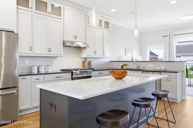 6366 Clore Ln, Crestwood, KY 40014