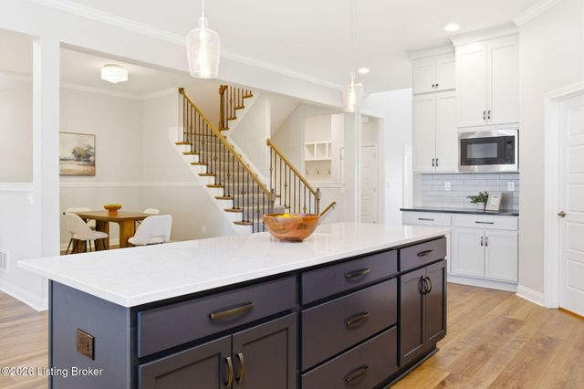 6366 Clore Ln, Crestwood, KY 40014