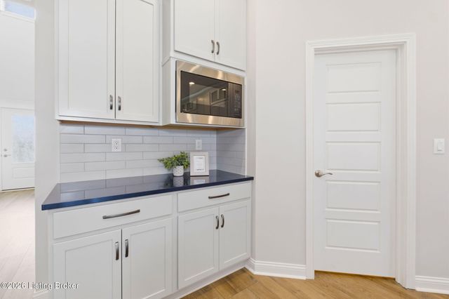 6366 Clore Ln, Crestwood, KY 40014