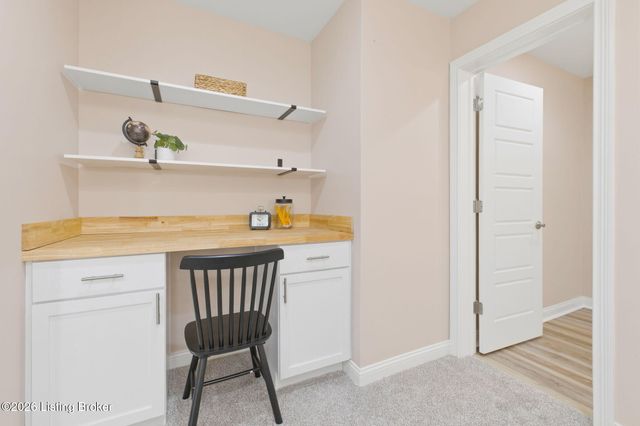 6366 Clore Ln, Crestwood, KY 40014