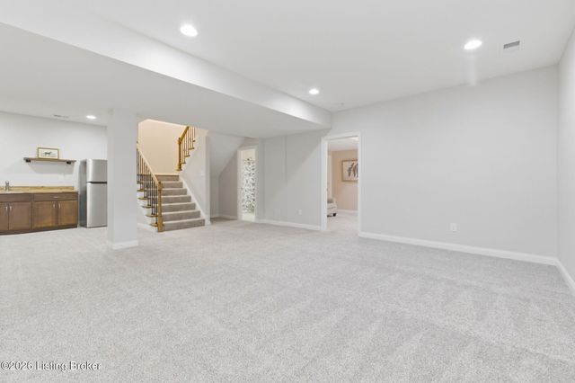 6366 Clore Ln, Crestwood, KY 40014