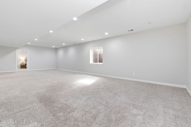 6366 Clore Ln, Crestwood, KY 40014