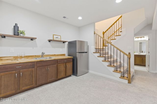 6366 Clore Ln, Crestwood, KY 40014