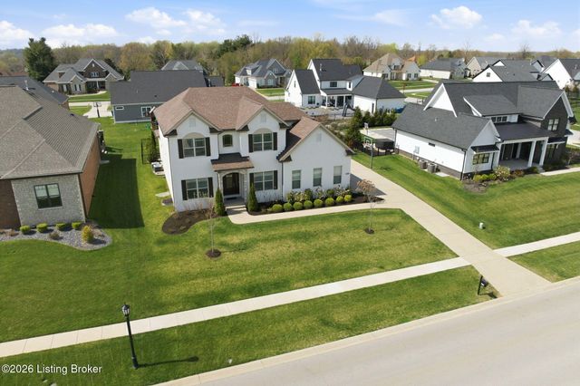 6366 Clore Ln, Crestwood, KY 40014