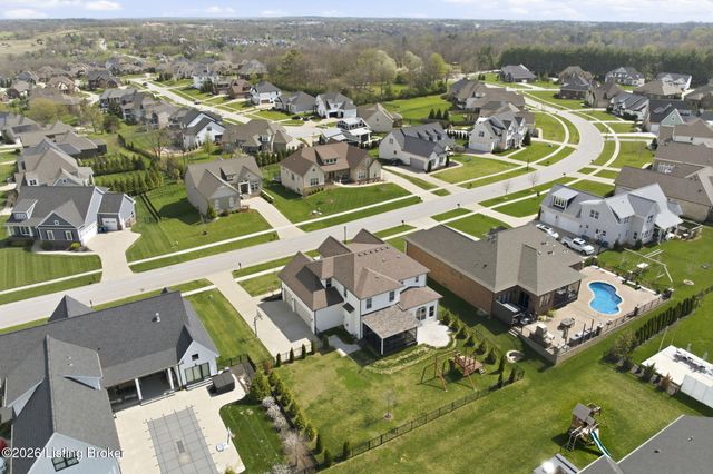 6366 Clore Ln, Crestwood, KY 40014