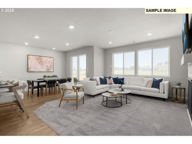 8821 Sw Salinan St, Tualatin, OR 97062