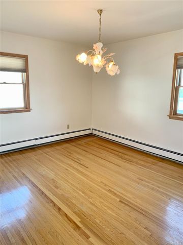 10-07 147th Street 2 Floor, Whitestone, NY 11357