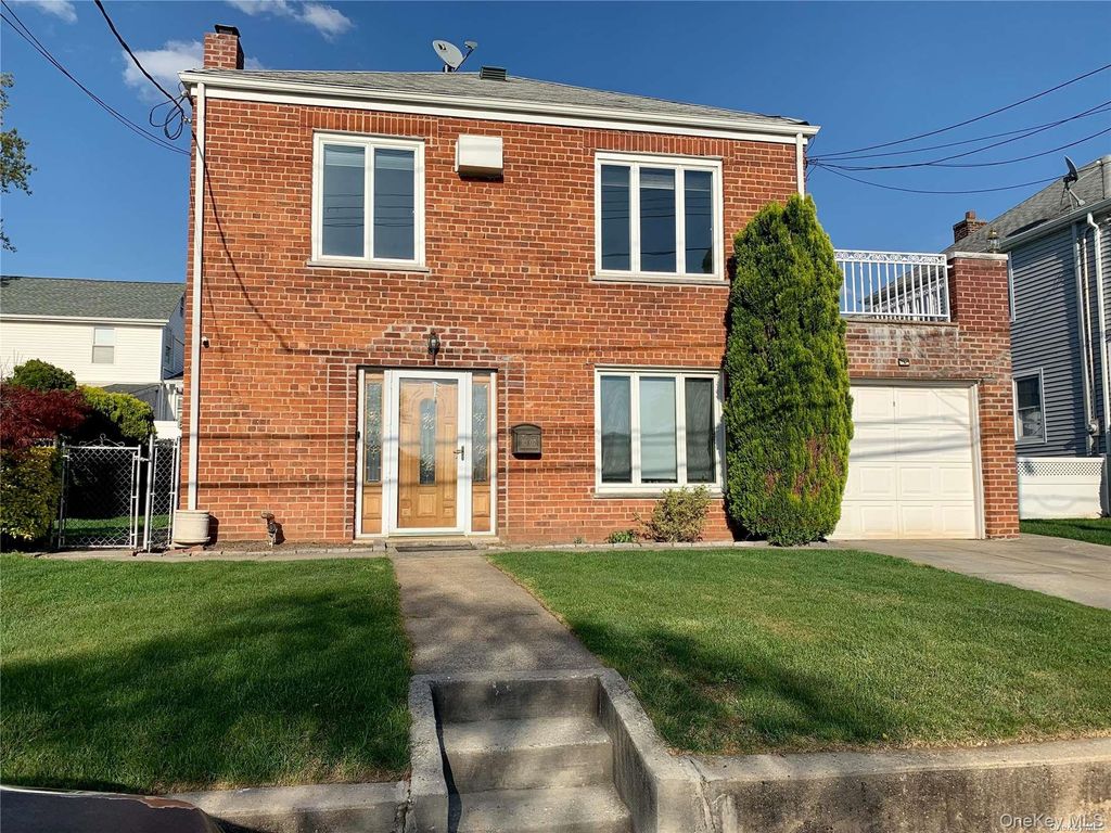 10-07 147th Street 2 Floor, Whitestone, NY 11357