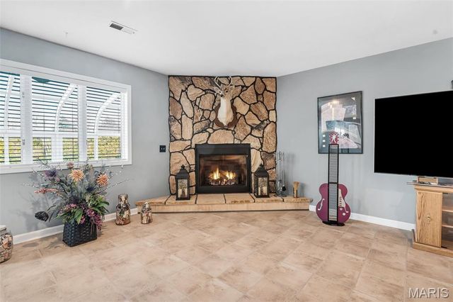 2499 Stonegate Drive, Festus, MO 63028