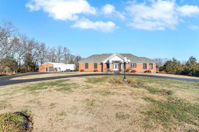 2499 Stonegate Drive, Festus, MO 63028