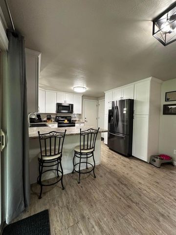 1589 W PAULSON ROAD, Green Bay, WI 54313